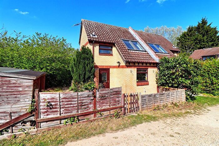 1 Bedroom Semi-Detached House For Sale In Millers Way, Hardwick, CB23