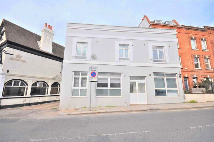 1 Bedroom Flat To Rent In Station Road, Hendon, NW4