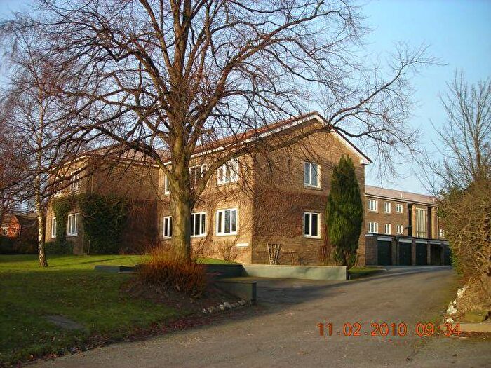 2 Bedroom Apartment To Rent In Mains Court, Framwellgate Moor, DH1