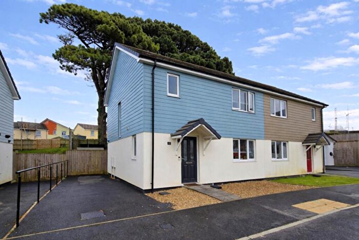 3 Bedroom Semi-Detached House For Sale In Pridham Place, Bideford, EX39