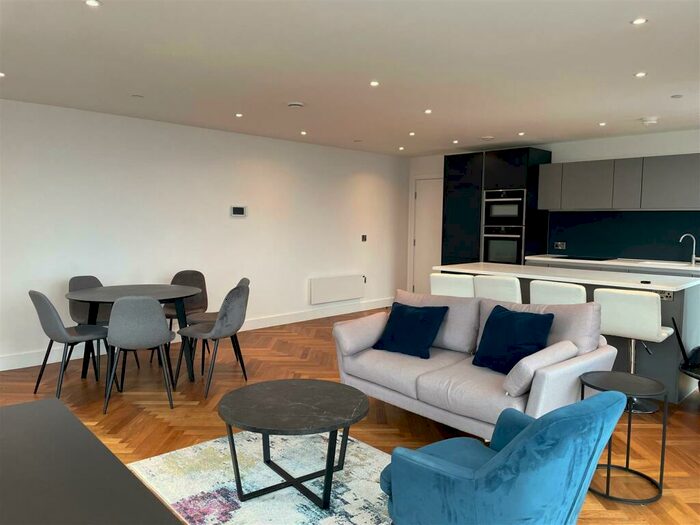 2 Bedroom Apartment To Rent In Owen Street, Deansgate Square, Manchester, M15