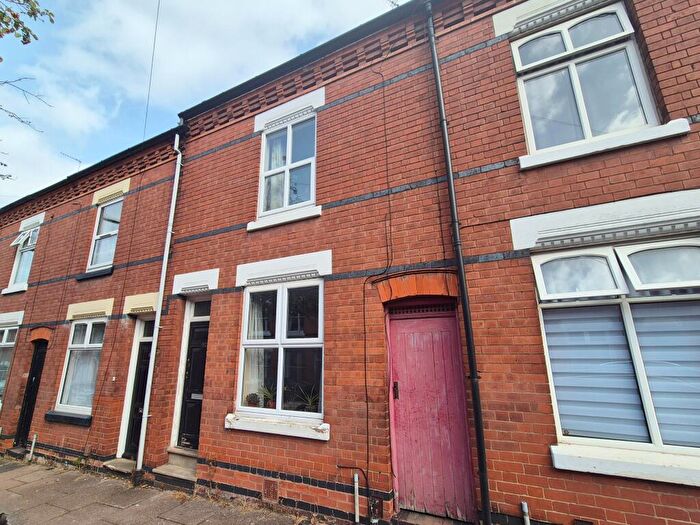 2 Bedroom Terraced House To Rent In Hartopp Road, Clarendon Park, Leicester, LE2