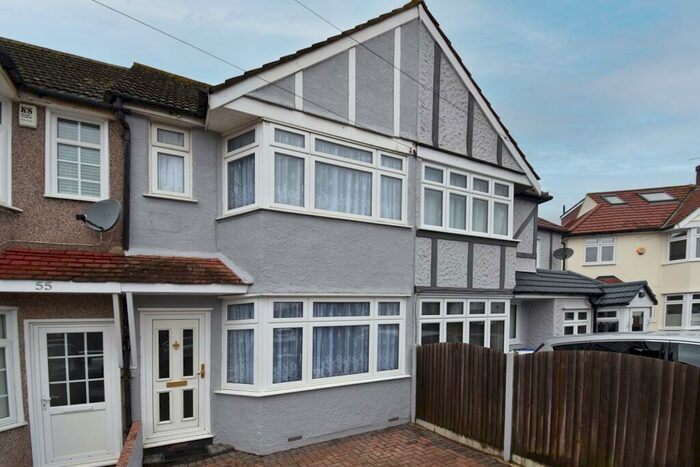 2 Bedroom Terraced House To Rent In Lime Grove Sidcup, DA15