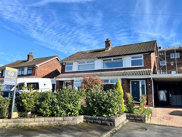 3 Bedroom Semi Detached House For Sale In Coneymead, Stalybridge, SK15
