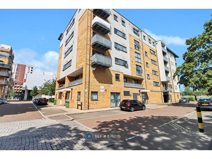 1 Bedroom Flat To Rent In Southmere Drive, Abbey Wood, SE2