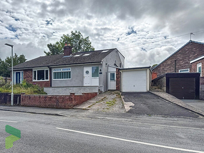 4 Bedroom Semi-Detached Bungalow For Sale In Horden View, Blackburn, BB2