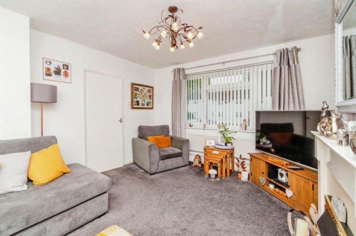 2 Bedroom Semi-Detached House For Sale In Wilkes Avenue, Walsall, WS2
