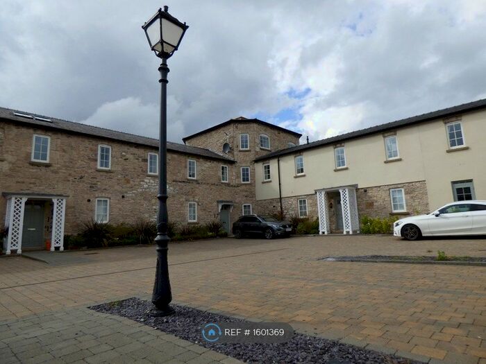 2 Bedroom Flat To Rent In Ffordd Brenig, St. Asaph, LL17