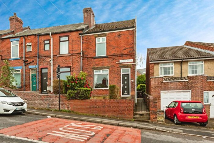 3 Bedroom End Of Terrace House For Sale In Jenkin Road, Sheffield, S5
