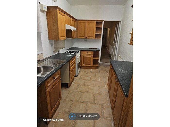 3 Bedroom Terraced House To Rent In Freeman Road North, Leicester, LE5