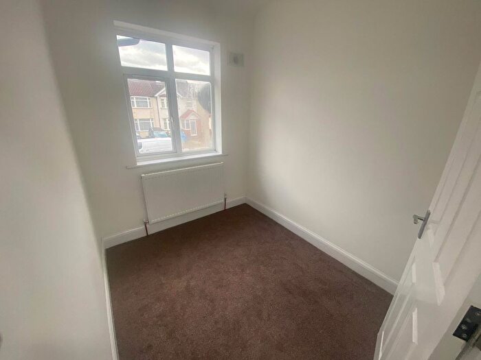 4 Bedroom Terraced House To Rent In St. Peters Road, Southall, UB1