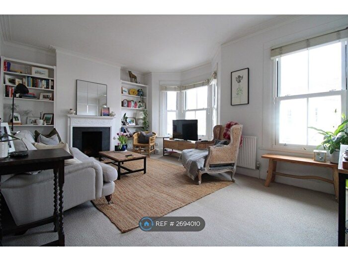 4 Bedroom Flat To Rent In Byrne Road, London, SW12