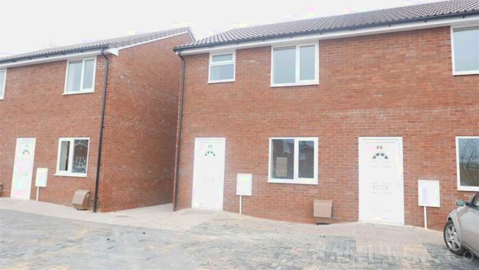 3 Bedroom Terraced House To Rent In Lane Street, Bilston, WV14