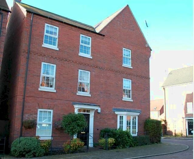 4 Bedroom Semi-Detached House To Rent In Willow Road, Barrow Upon Soar, LE12