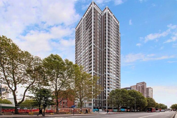 2 Bedroom Flat To Rent In Elephant Park, Elephant &amp; Castle, London, SE17