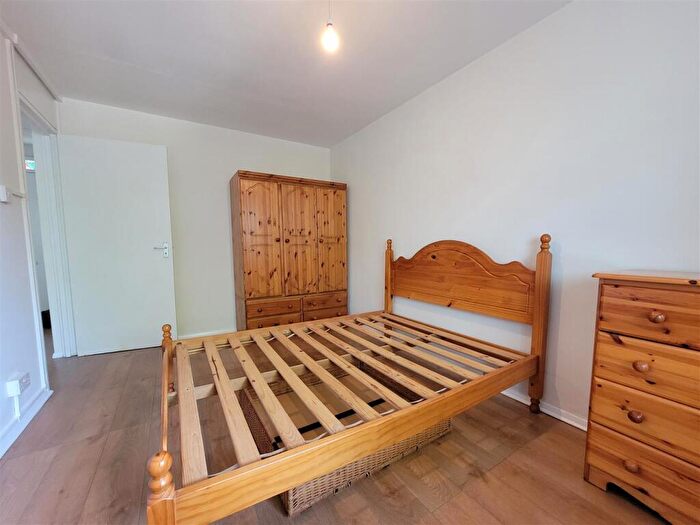 1 Bedroom Flat To Rent In Ringmer Gardens, Hornsey, N19