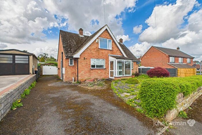 2 Bedroom Bungalow For Sale In Park Avenue, Ashbourne, DE6