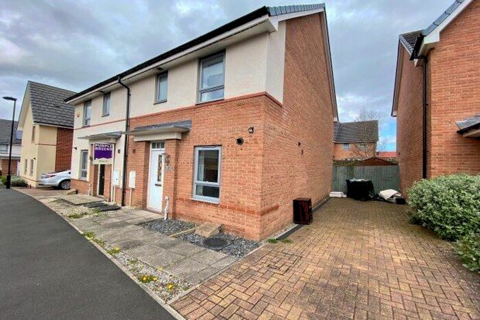 3 Bedroom Property To Rent In Byrewood Walk, Newcastle Upon Tyne, NE3