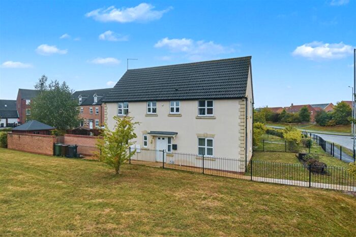 5 Bedroom Detached House For Sale In Lyveden Way (via Jackdaw Road), NN18