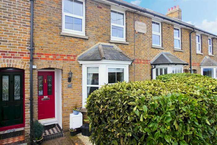 2 Bedroom Terraced House For Sale In Sandwich Road, Ash, Canterbury, CT3