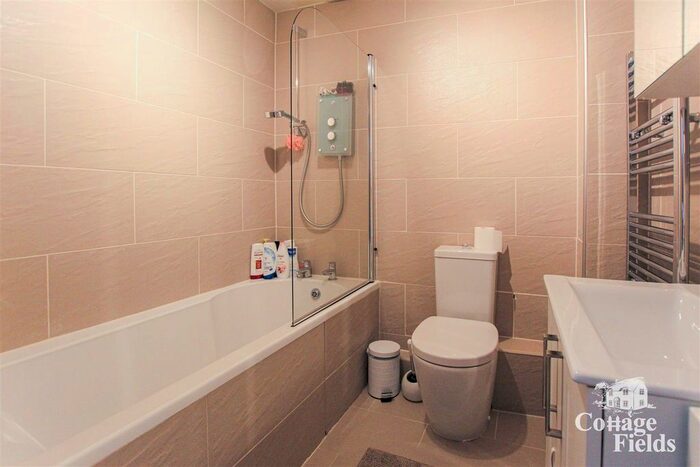 1 Bedroom Flat To Rent In Plowman Close, London, N18