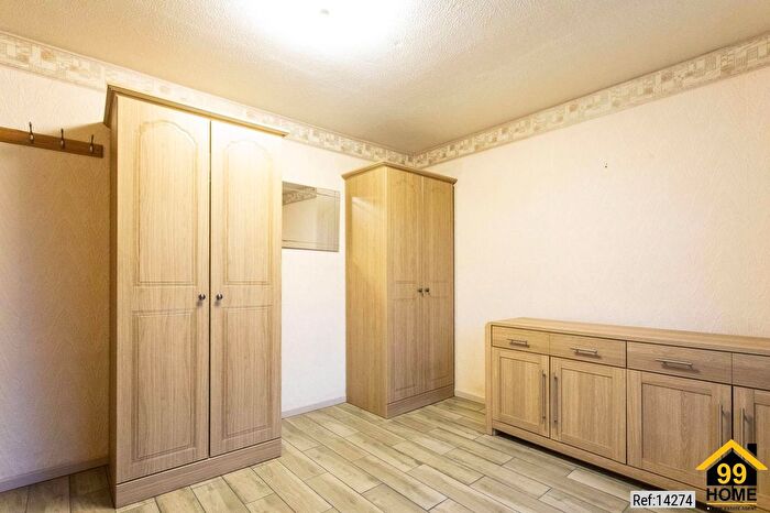 2 Bedroom Bungalow For Sale In Tozer Close, Bournemouth, United Kingdom, BH11