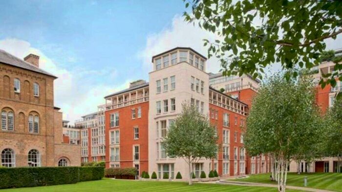 4 Bedroom Flat To Rent In Coleridge Gardens, London, SW10