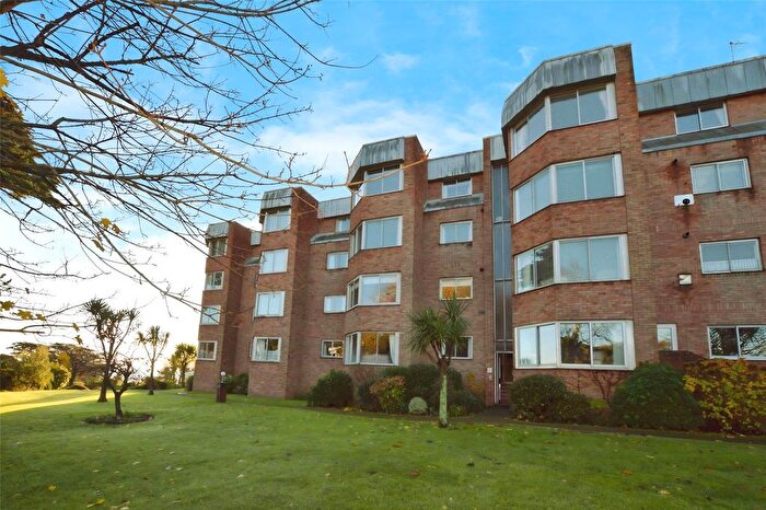 2 Bedroom Flat For Sale In St Marks Road, Torquay, Devon, TQ1