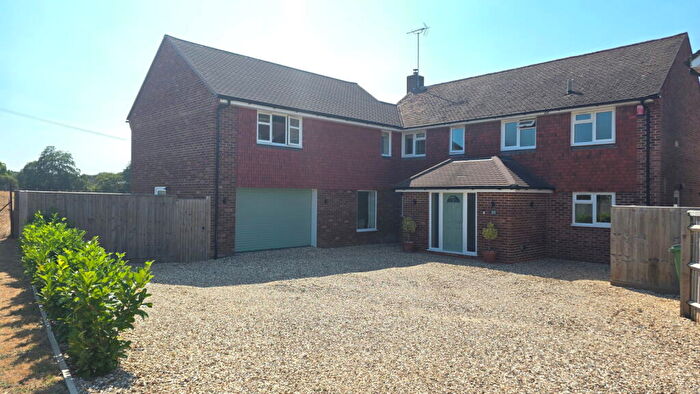 4 Bedroom Detached House For Sale In Lipscomb Close, Hermitage, Thatcham, RG18
