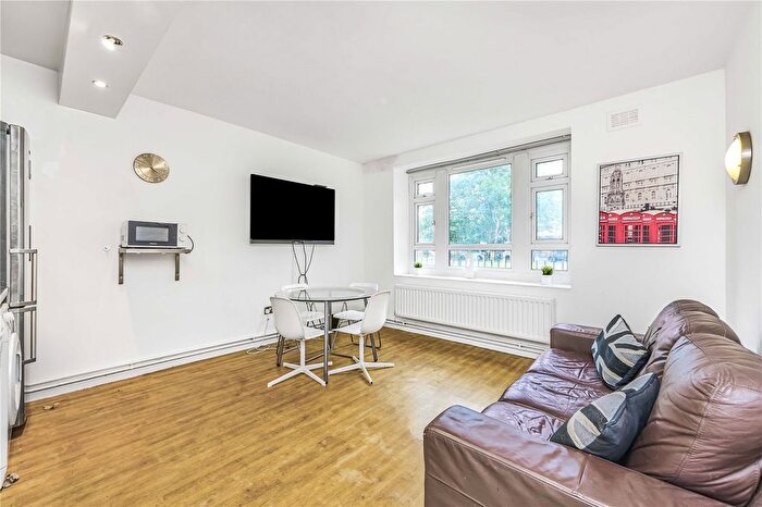 4 Bedroom Flat To Rent In Stockwell Road, London, SW9