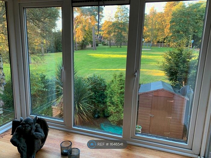 1 Bedroom Flat To Rent In Whitehill, Bordon, GU35