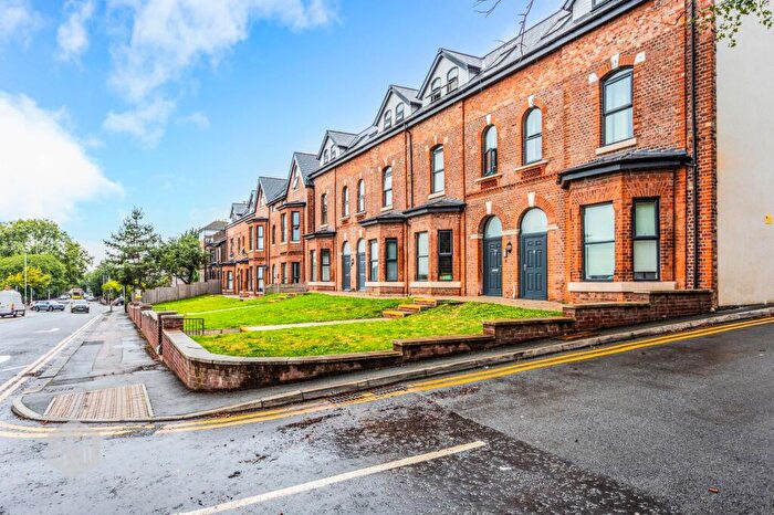 2 Bedroom Flat For Sale In Great Cheetham Street West, Queens Terrace, M7