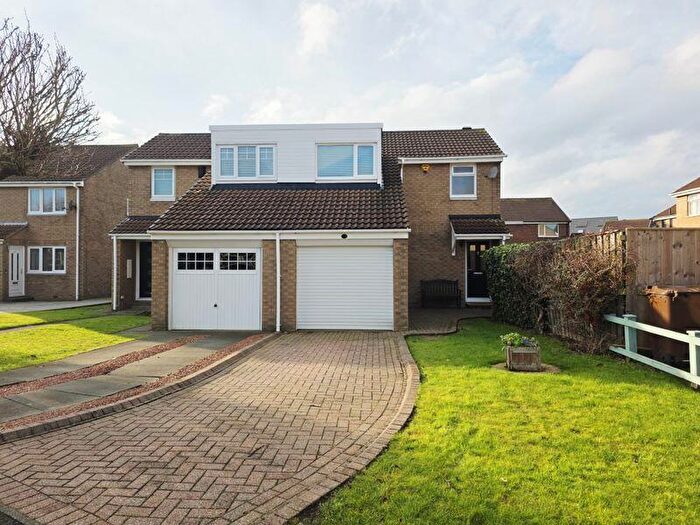 3 Bedroom Semi Detached House For Sale In Ryedale, Wallsend, NE28