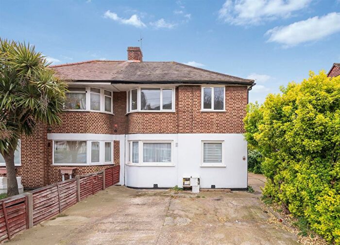 2 Bedroom Flat For Sale In Runnymede, Colliers Wood, SW19