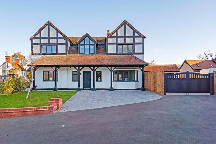 4 Bedroom Detached House For Sale In Broad Lane, Tanworth In Arden, B94
