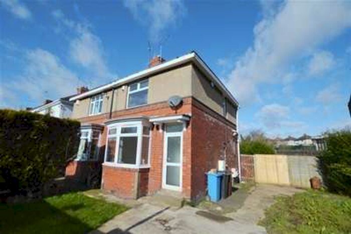 2 Bedroom Semi-Detached House To Rent In Hollinsend Road, Basegreen, Sheffield, S12