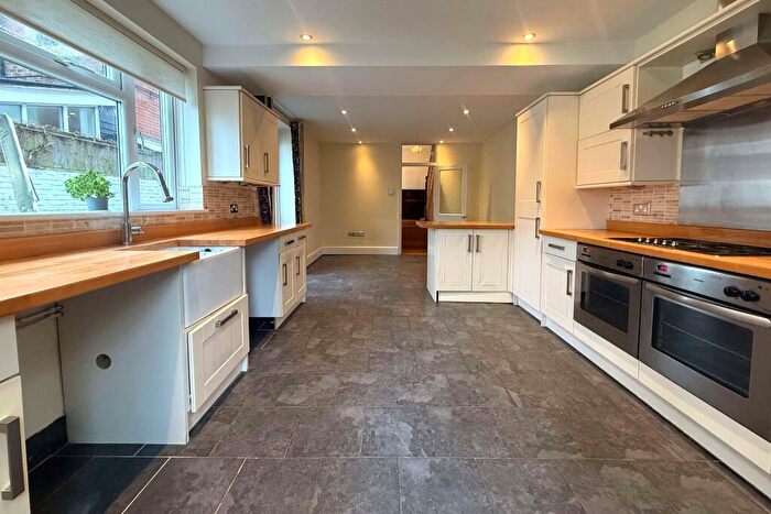 5 Bedroom Semi-Detached House To Rent In Nettlecombe Avenue, Southsea Unfurnished, PO4