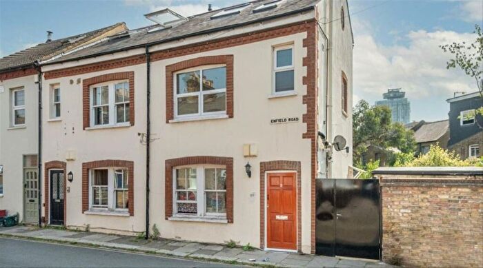 1 Bedroom Flat To Rent In Enfield Road, Brentford, TW8