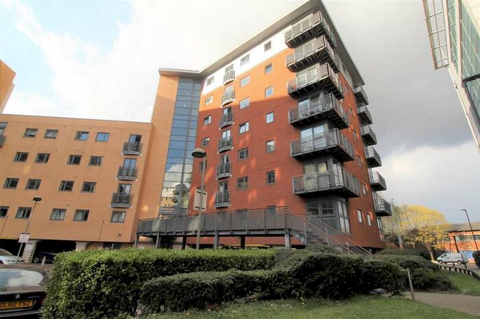 1 Bedroom Apartment To Rent In 3 City Walk, Leeds, LS11