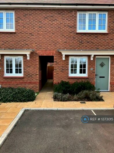 3 Bedroom Terraced House To Rent In Rockley Close, Swindon, SN3