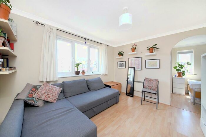 1 Bedroom Flat To Rent In Glenville Grove, London, SE8