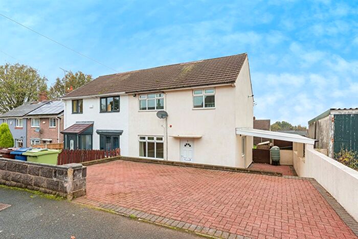 3 Bedroom Semi-Detached House For Sale In Davey Place, Rugeley, WS15