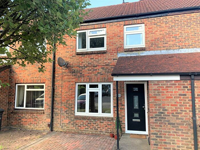3 Bedroom House To Rent In Copland Close, Basingstoke, RG22