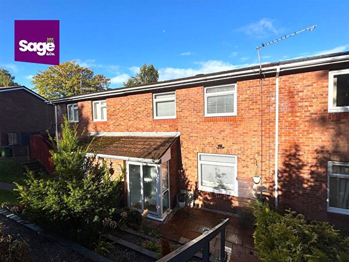 3 Bedroom Terraced House For Sale In Bryn Milwr, NP44