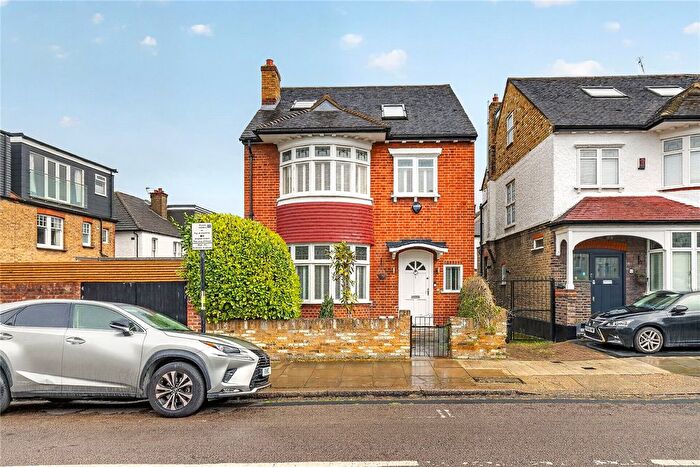 5 Bedroom Detached House For Sale In Eatonville Villas, SW17