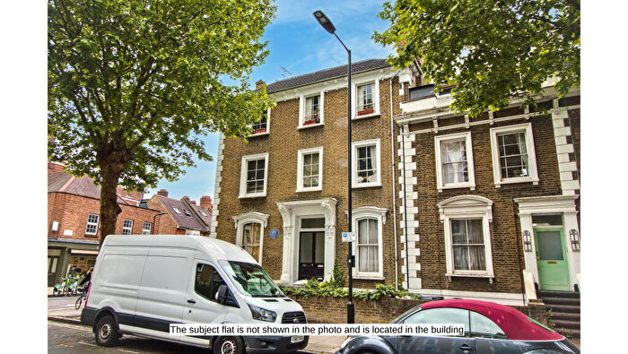 3 Bedroom Flat For Sale In Flat A, King Edward's Road, Hackney, London, E9
