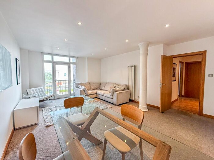 2 Bedroom Flat To Rent In East Float Quay, Dock Road, Birkenhead, Merseyside, CH41