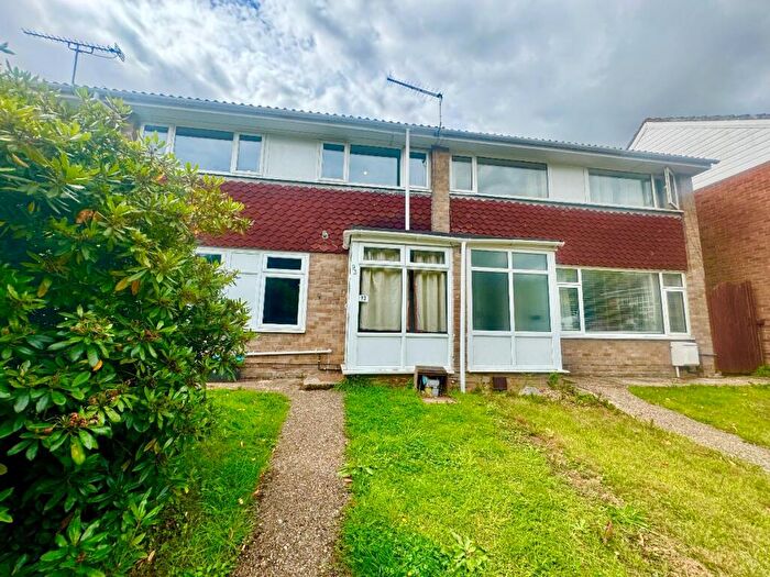 7 Bedroom Semi-Detached House To Rent In Bed Student Home - Tenterden Drive, CT2