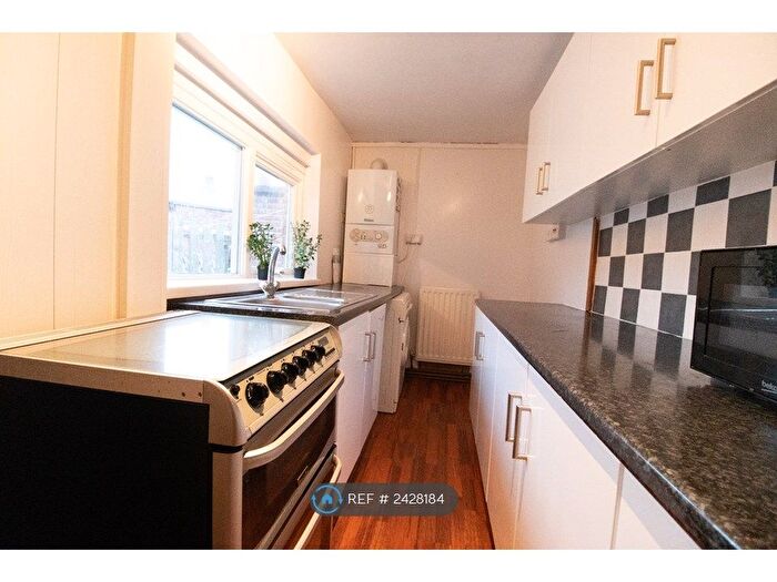 4 Bedroom Terraced House To Rent In Stephenson Road, High Heaton, Newcastle Upon Tyne, NE7