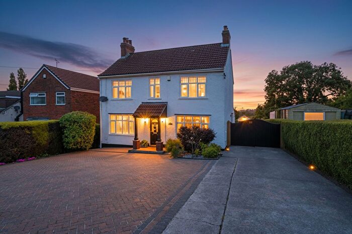 4 Bedroom Detached House For Sale In The Hill, Glapwell, S44